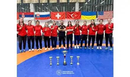 Kadın Güreş Milli Takımımız Şampiyon