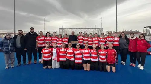 Konfederasyon’dan U16 Kadın Hokey Milli Takımı’na Ziyaret