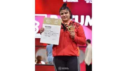 Tuana'dan Halterde Üç Avrupa Gençler Rekoru