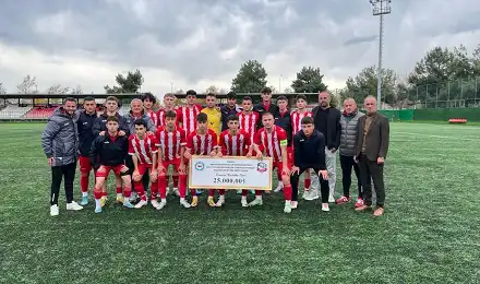 Konfederasyondan Gençler Türkiye Şampiyonasında Dereceye Giren Samsun Kadıköy Spor Kulübü’ne 25 Bin Liralık Başarı Ödülü